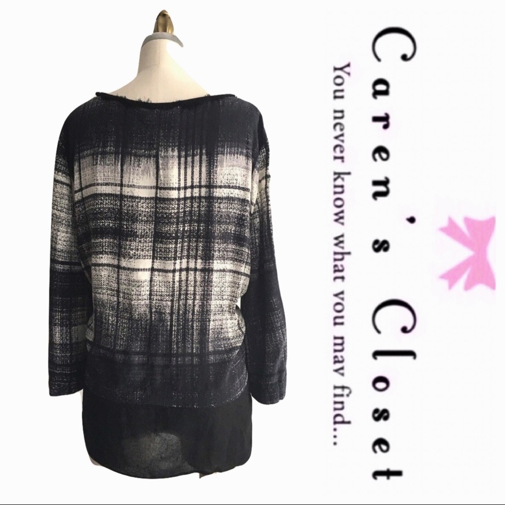 DKNY Pure Black & Gray Graphic Layered Top - Picture 2 of 3